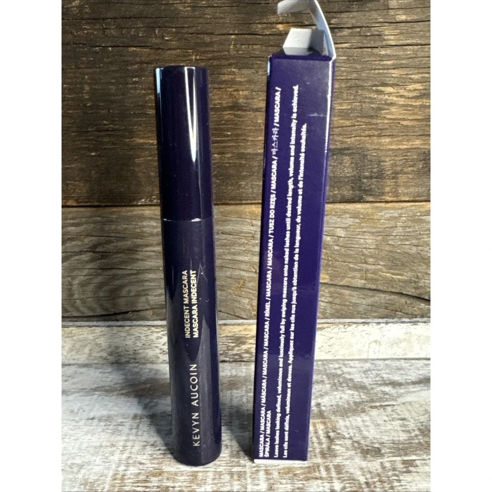 Kevyn Aucoin high impact